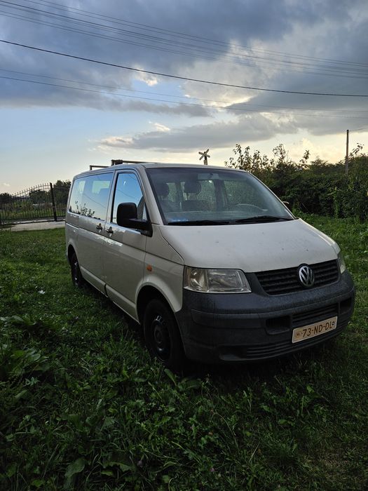 Volkswagen T5 8+1