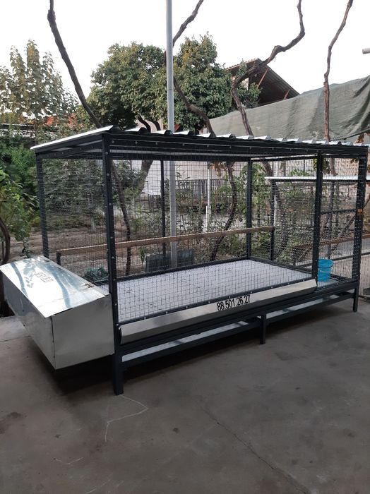 Tovuqlar uchun kataklar