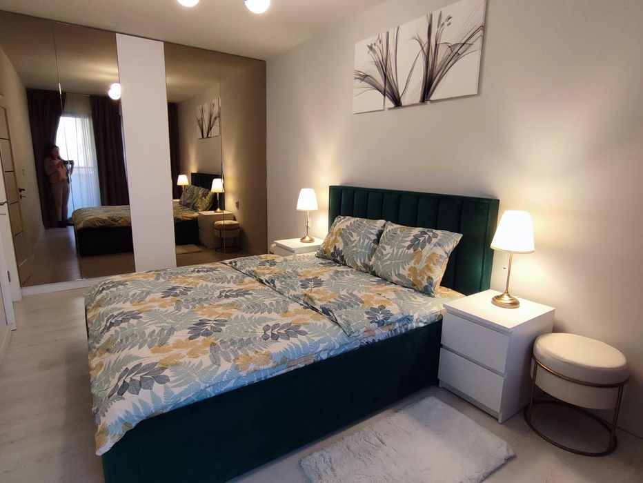 PF, dau in chirie|apartament|lux|mobilat utilat|2 camere|3 minute pe jos|Vivo Mall