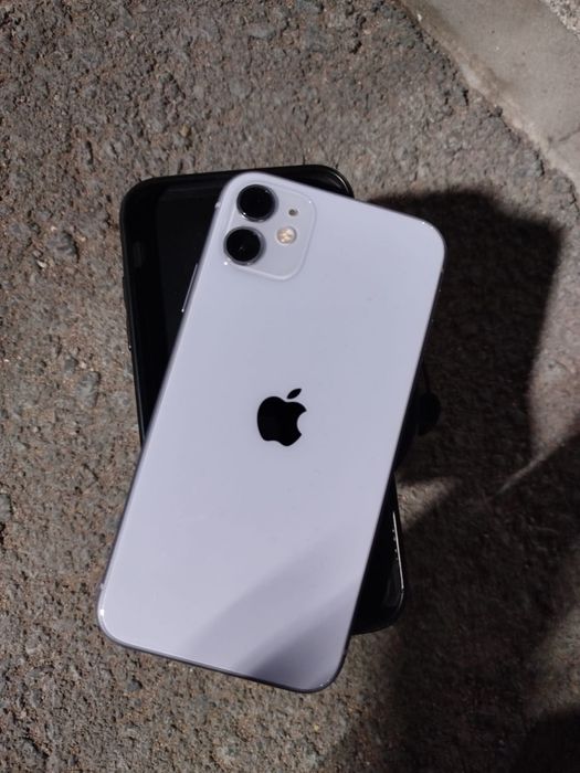 Продается Айфон 11 64 память
