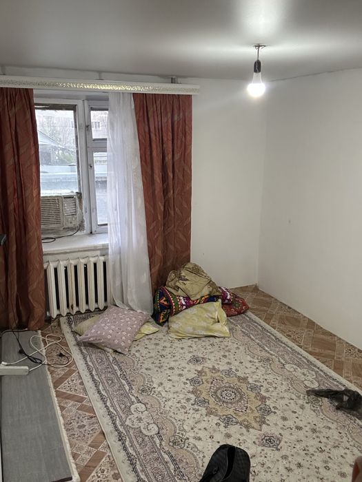 Продам 2 комнат в общяге