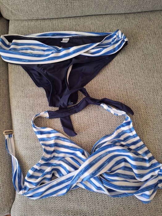 Бански костюми нови