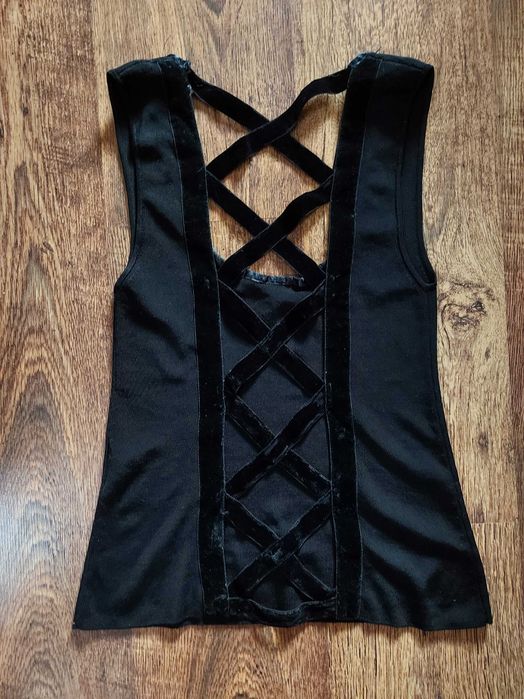 Top cu model corset la spate Karen Millen. S/M