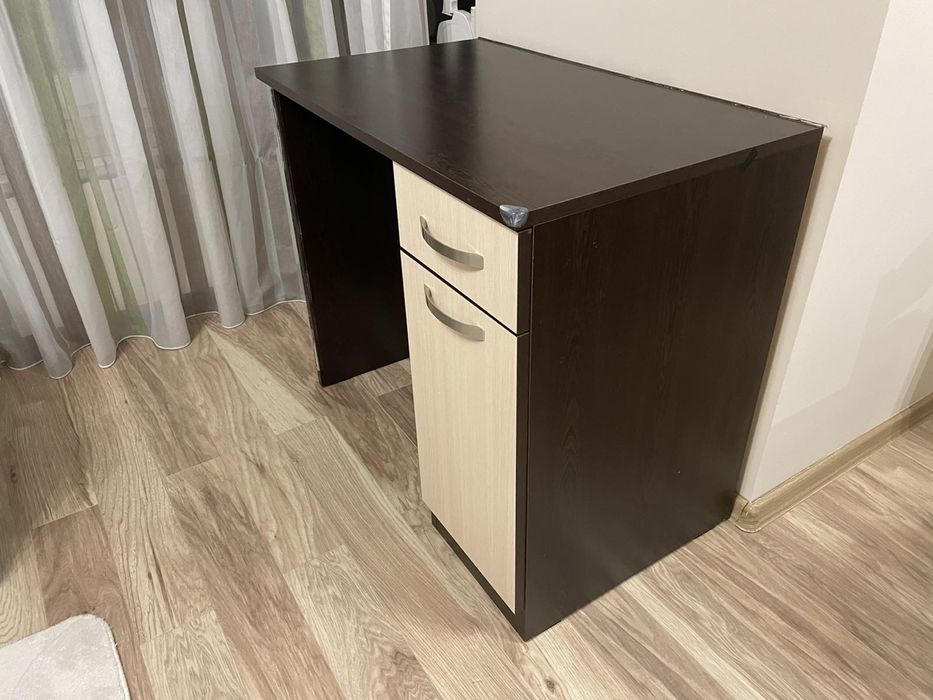 Бюро 85см / 52см