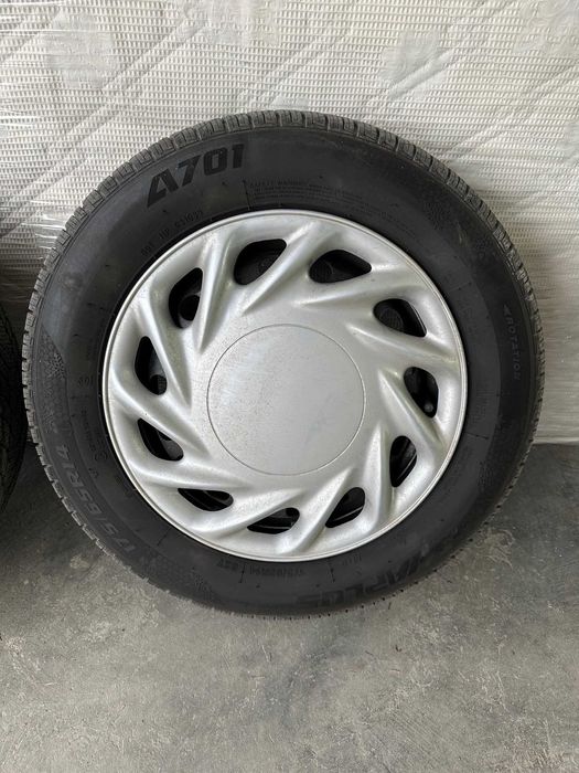 4 броя Зимни гуми APlus A701 с джанти 175/65 R14 82T M+S