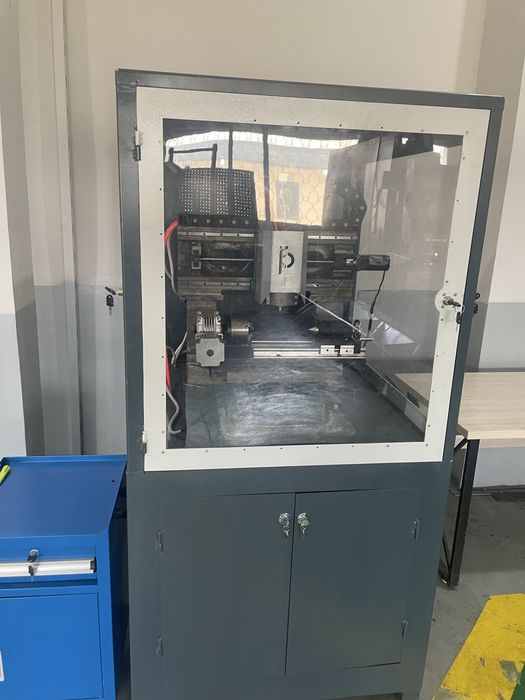 Мини фрезерный станок с ЧПУ