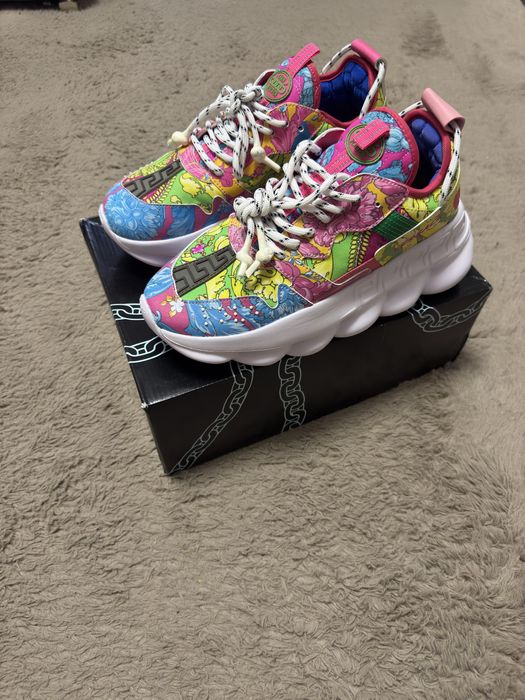 Versace Chain Reaction