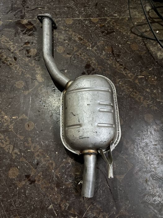 Глушитель на мерседес