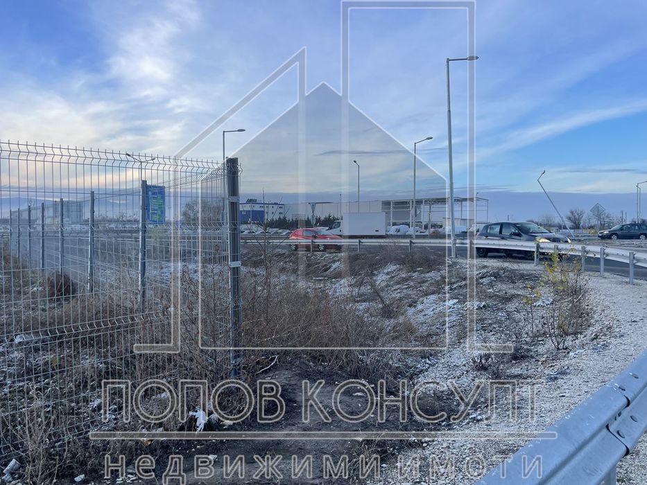 Продава се Парцел в Пловдив, Индустриална зона - Север - 4534 кв.м за 130 €/кв.м - Снимка #2