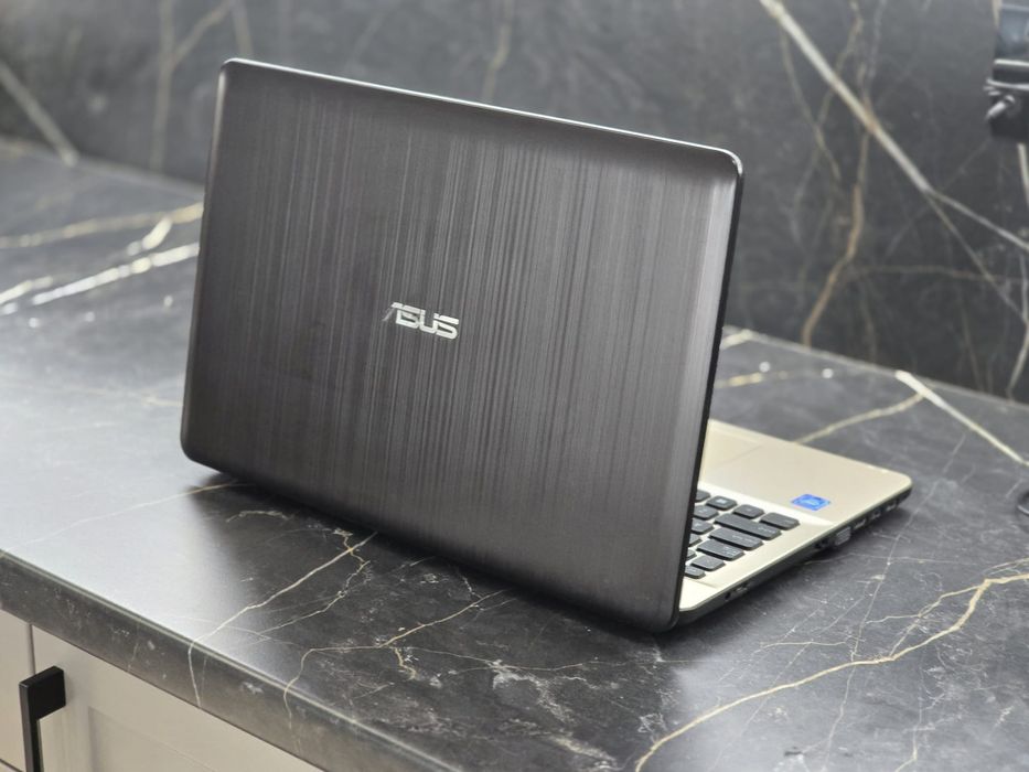 Laptop ASUS X541SA | 512 GB SSD | Windows 10 | Stare Bună