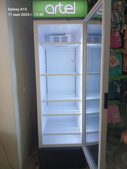 Artel Vitrina Xolodilnik
