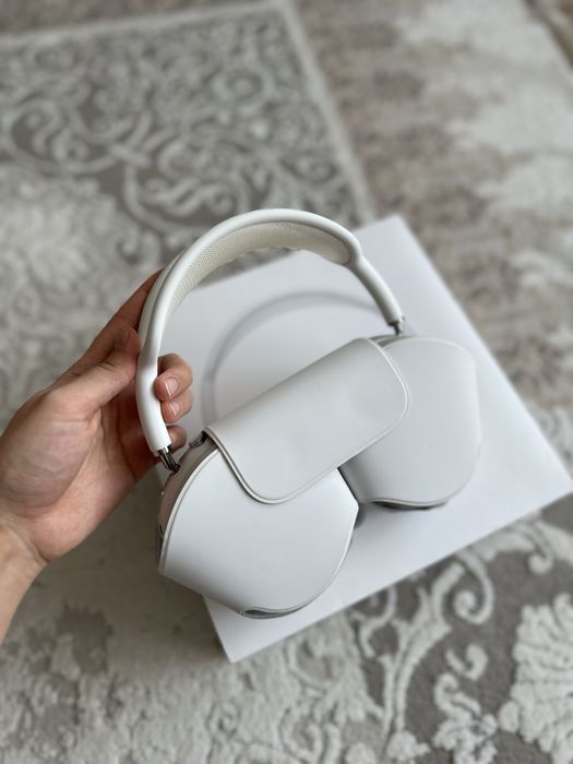 Apple AirPods Max