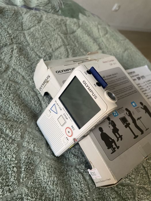 Продам диктафон Olympus хорошем состояние.