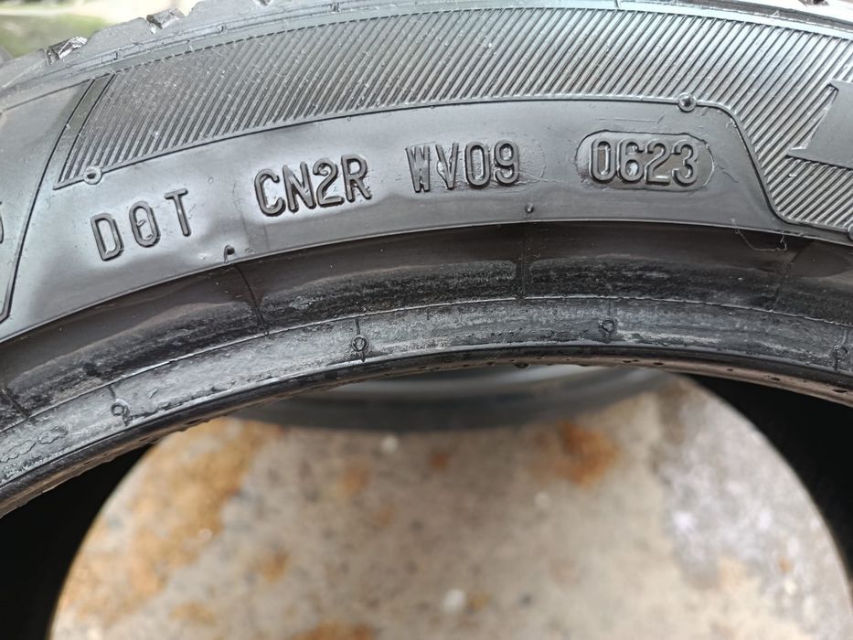 Anvelope de vara 235 40 18 Pirelli Viking si 215 55 17 DOT 2022