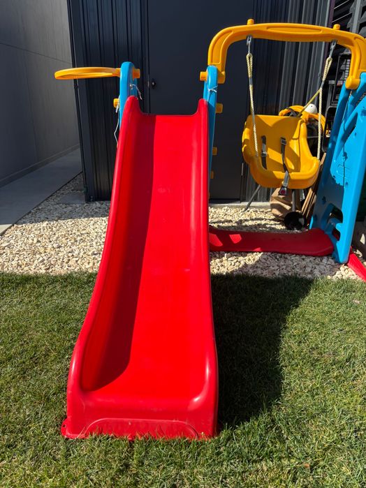Ansamblu joacă (tobogan și leagăn)