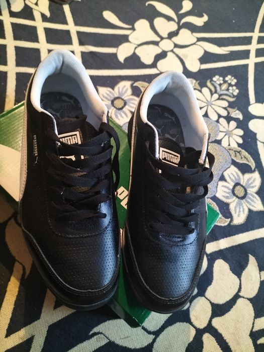 Кроссовка в хорошем состоянии