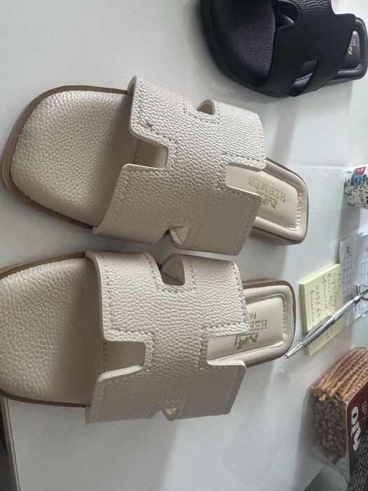 Стилни чехли -налични размери