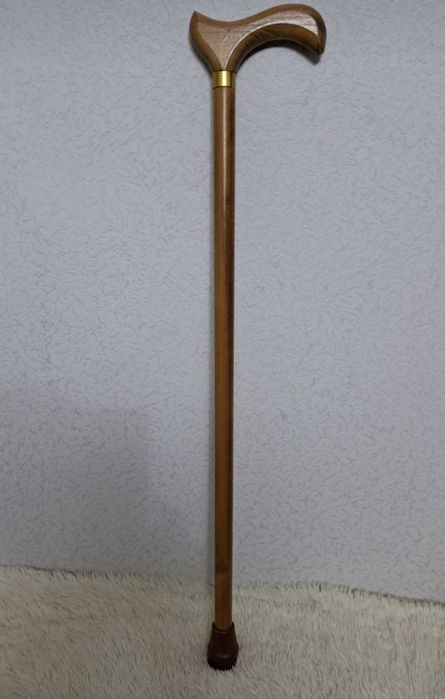 Продам трость новую.