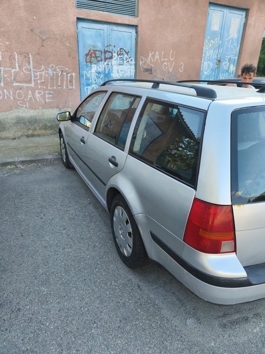 Vând golf IV benzina