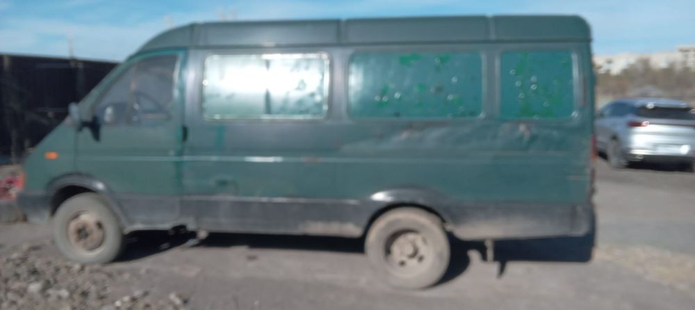 Газель.    2,4 л