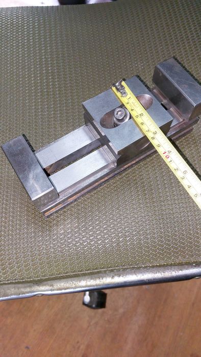 Менгемета,магнитни маси,маса за прав ъгъл,призми