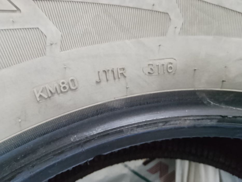 Продам шины UltraGrip lce SUV G1 шип