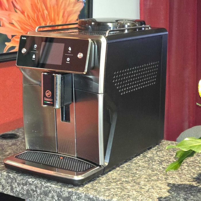 Expresor Saeco Xelsis SM7683/00