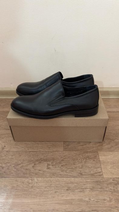 Натуральный кожанный туфли