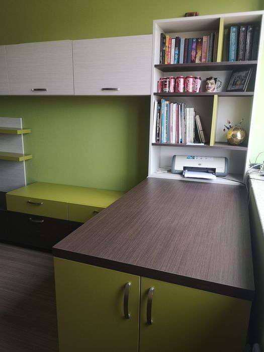 Обзавеждане за младежка стая