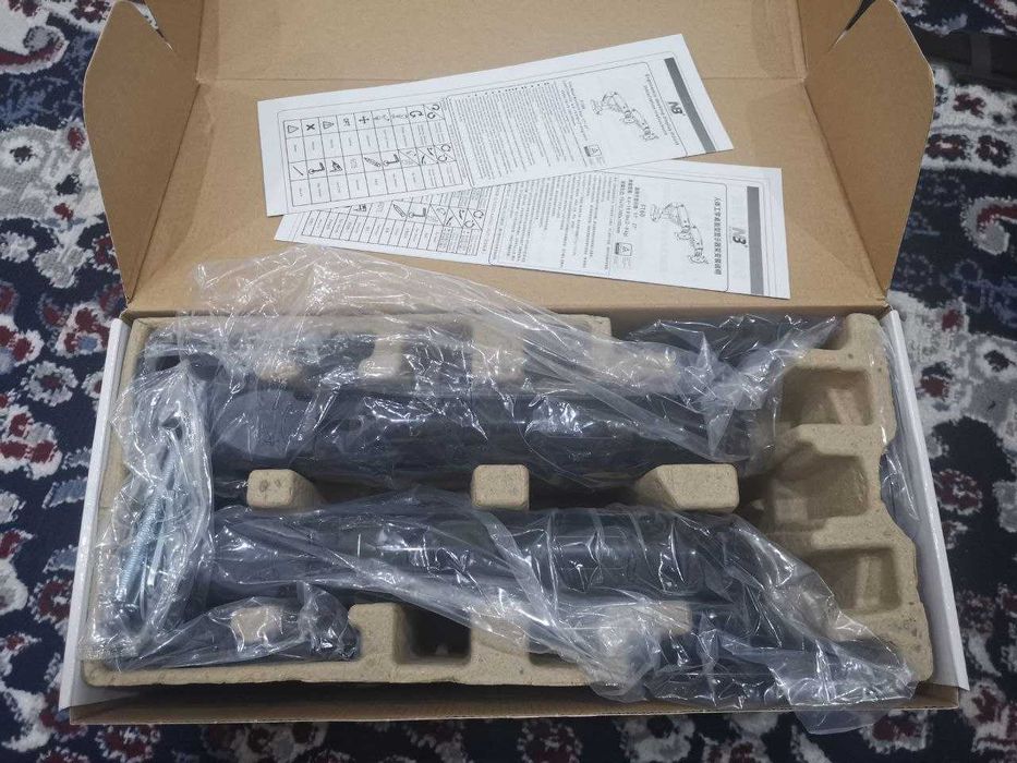 Кронштейн для двух мониторов North Bayou черный