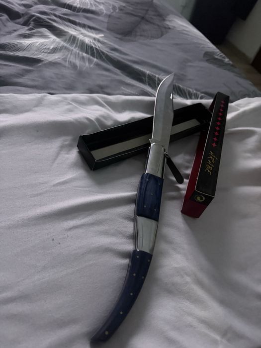 Briceag Spaniol Cricket