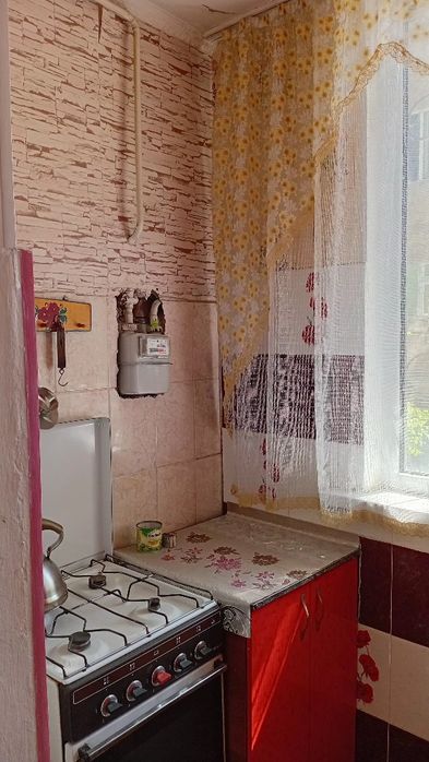 Продаётся 2х ком. кв. в 11мкр дом 12