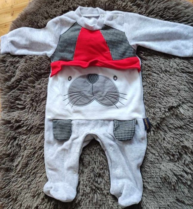 Лот бебешки дрехи