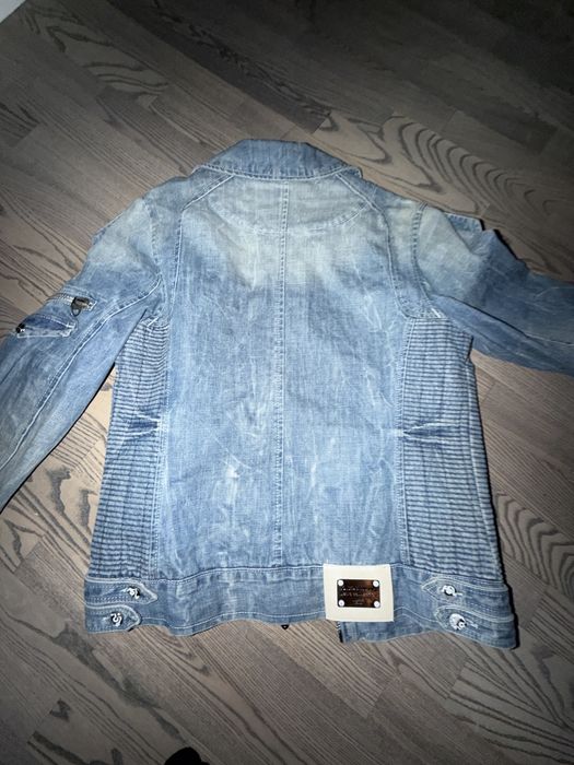 джинсовая куртка