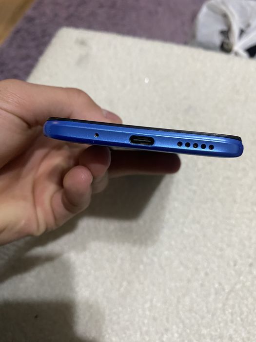 Продавам Redmi 10c