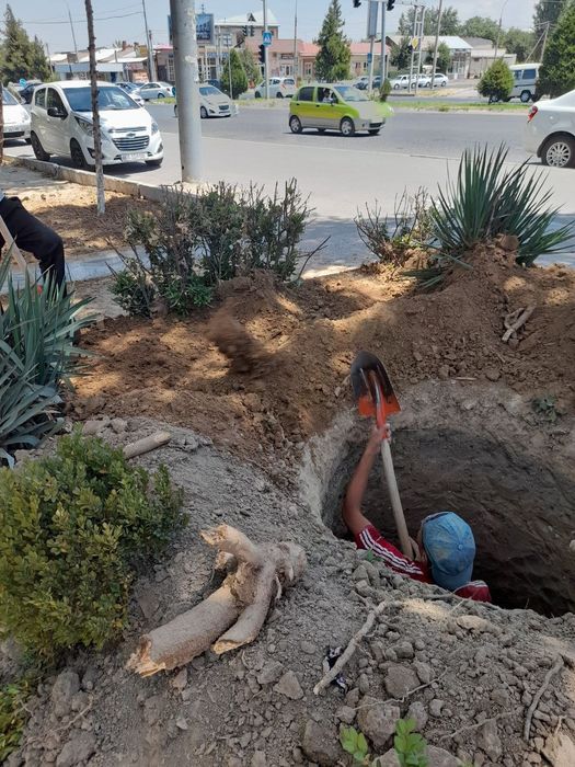 Urachi kalodis kanalizatsiya yama qora yomgʻir suvlarga kavlaymiz
