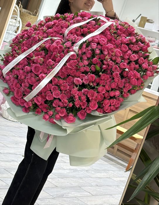 Кустовые розы цветы букет