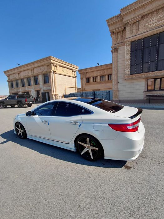 Hyundai Grandeur HG