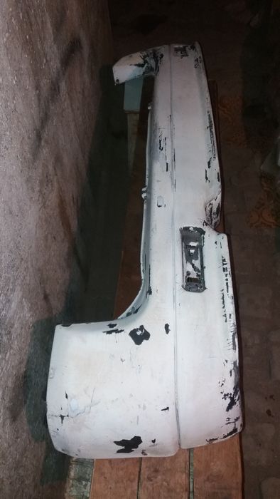 Продам  бампера на ваз и коврик ваз 2110