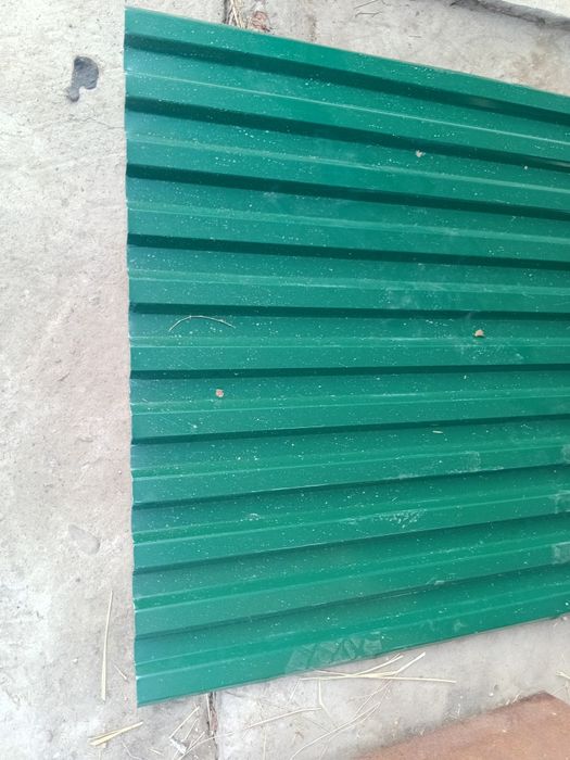 Продаю профнастил