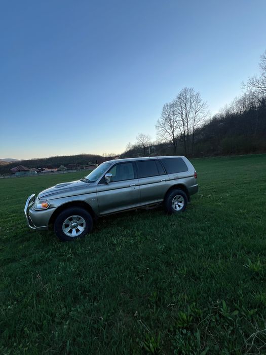MITSUBISHI Pajero 2005 — imagine 2