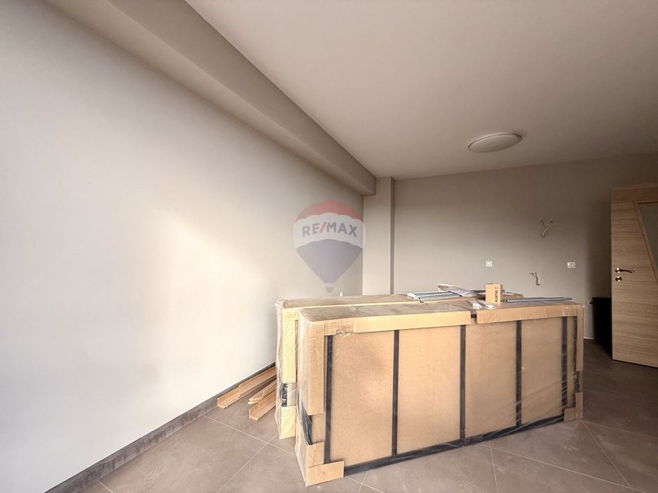 Продава се Двустаен апартамент в Варна, Виница - 69 кв.м за 1142 €/кв.м - Снимка #5