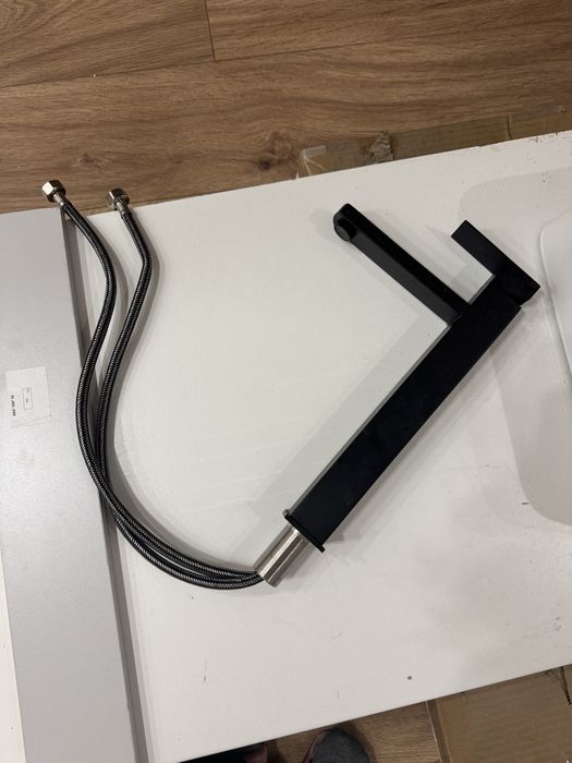 Сместитель и раковина