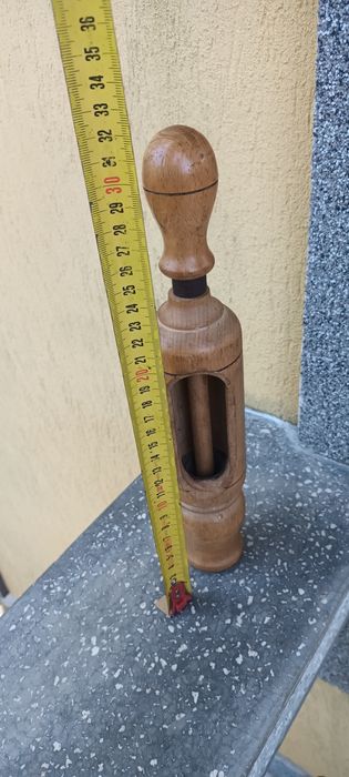 Dopuitor vechi din lemn