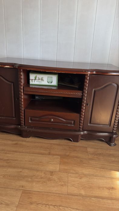 Тумбочка в ретро стиле