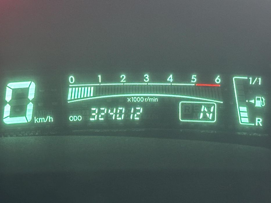 Тойота Ярис 2006 обслужвана в сервиз на Тойота Русе