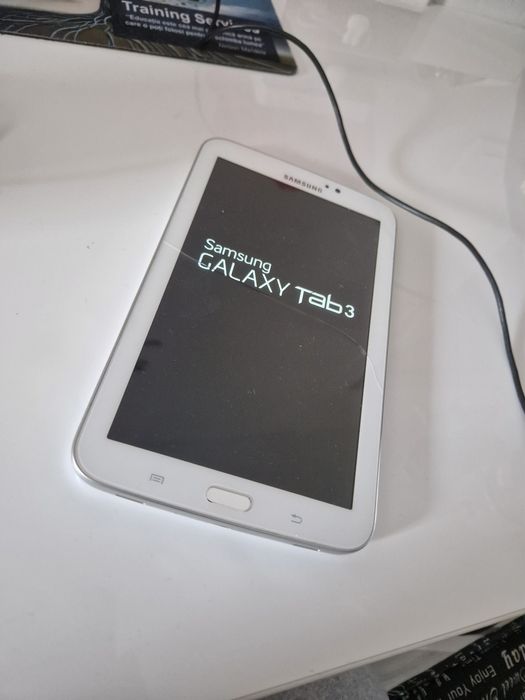 Tableta Samsung Tab 3 defectă