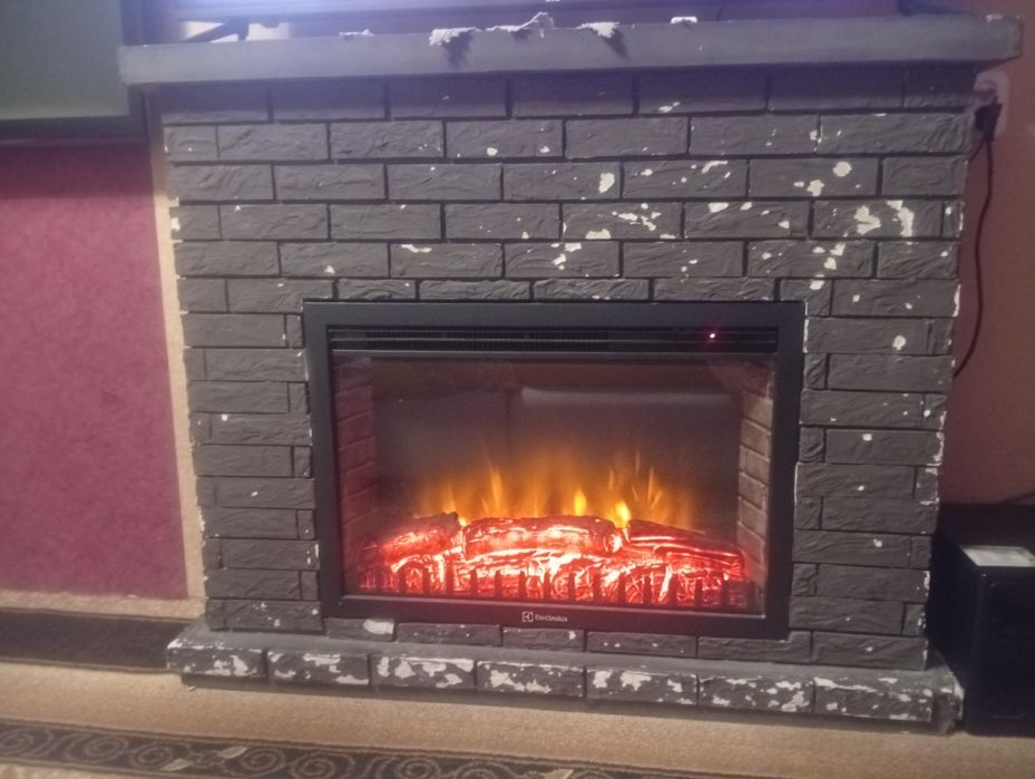 Продам электро камин.