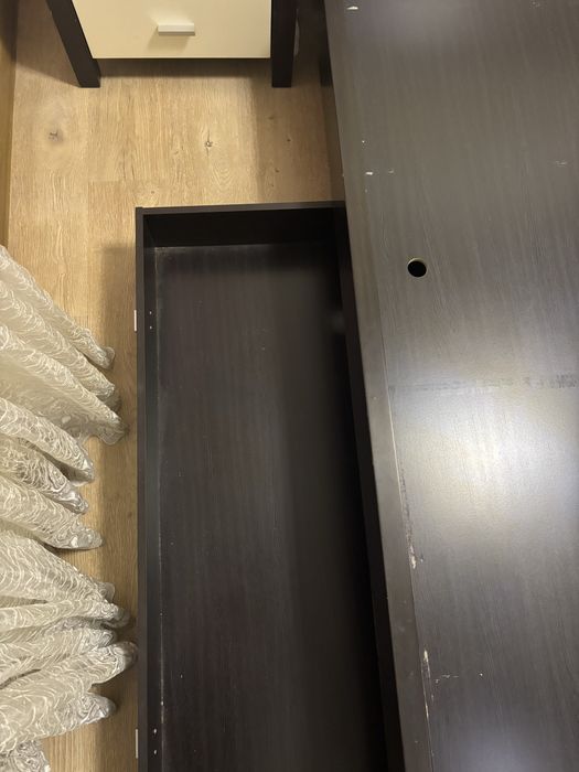 Двуспальная кровать