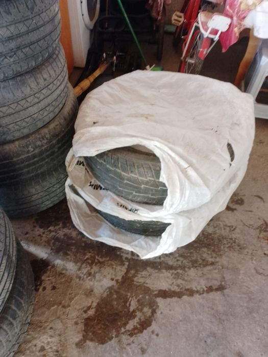 Продам Шины 265,60,18